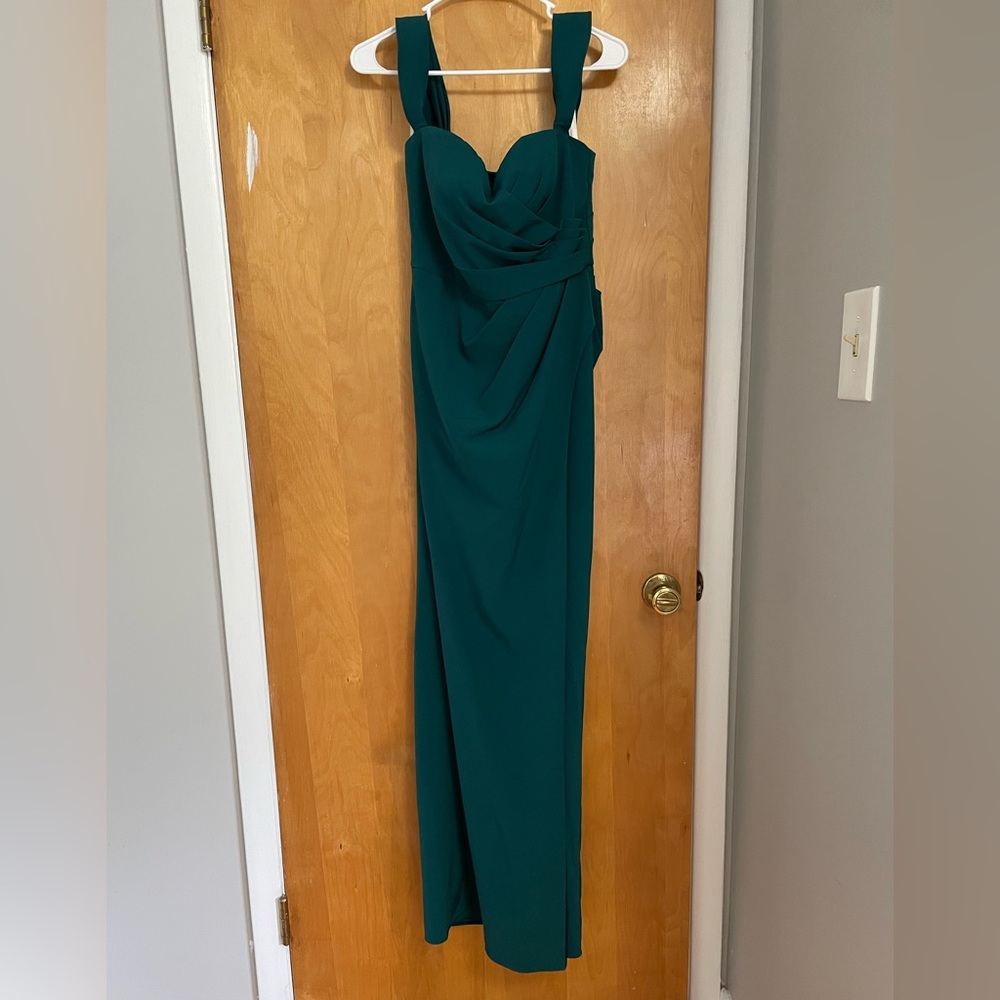 Davids Bridal Stretch Crepe off the shoulder bridesmaid dress - Picture 5 of 9